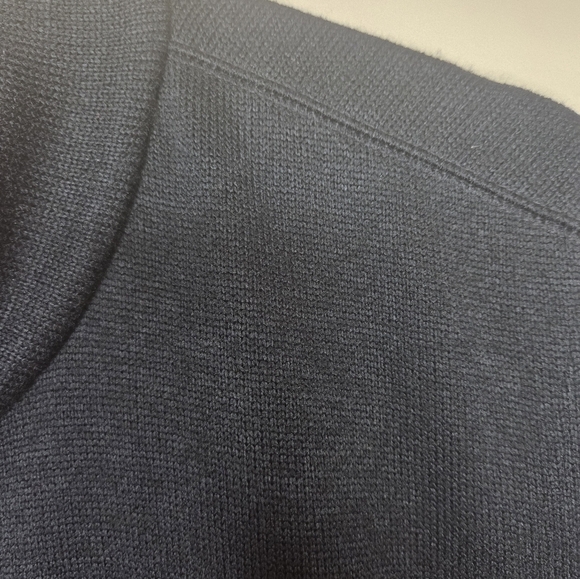 Greg Norman Sweater Vest Mens Extra Large Golf Shark Casual Outdoor black NWT. - Picture 6 of 12